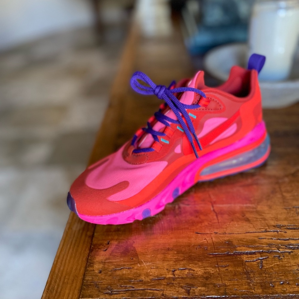 Nike Air pink and red brand new never worn women's.
